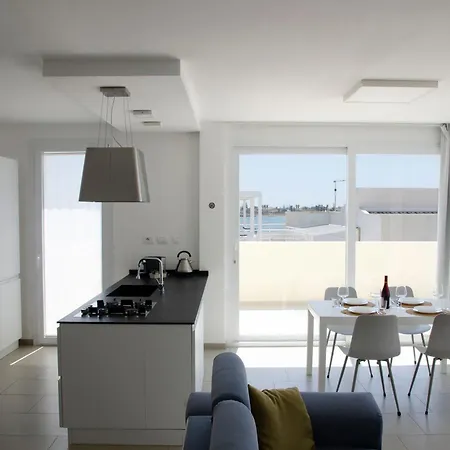 Ciciria - Private Seafront Apartament