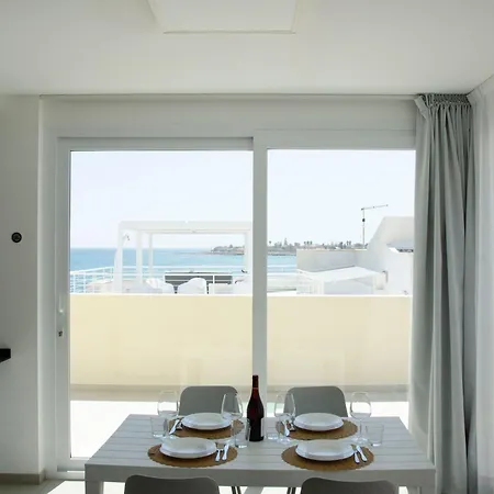 Ciciria - Private Seafront * אבולה