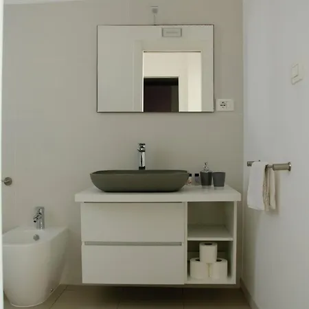 Ciciria - Private Seafront Apartament