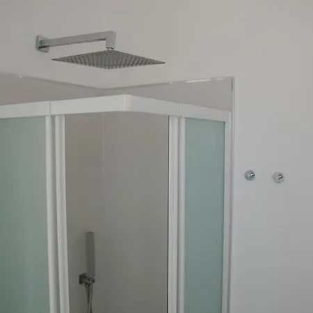 Ciciria - Private Seafront Apartament