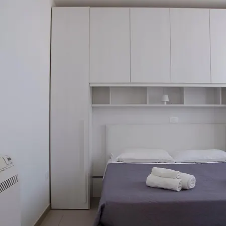Ciciria - Private Seafront Apartament Avola