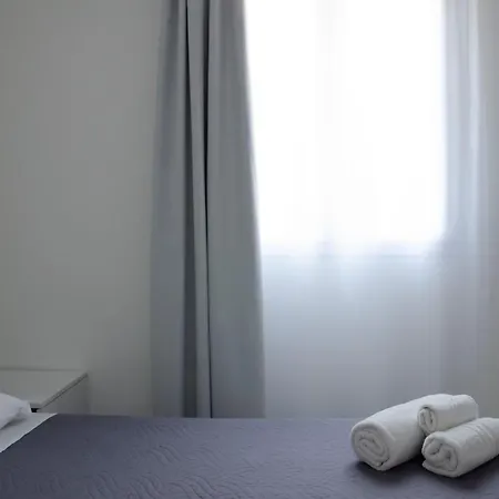 Ciciria - Private Seafront Apartament