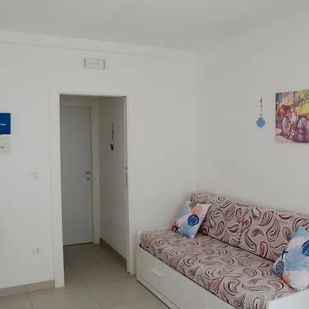 Ciciria - Private Seafront *