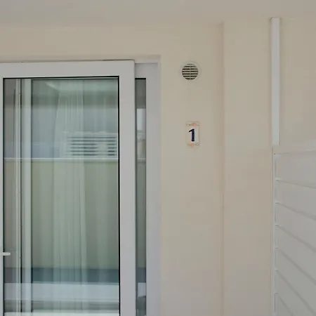 Apartament Ciciria - Private Seafront *